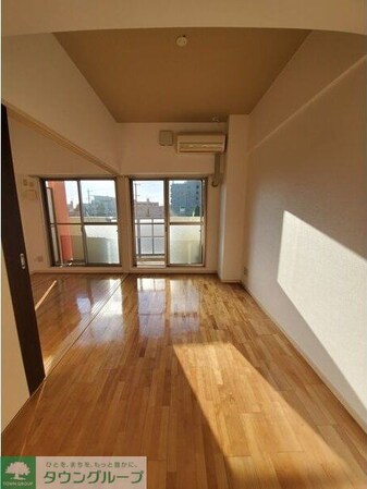 South Valleyの物件内観写真